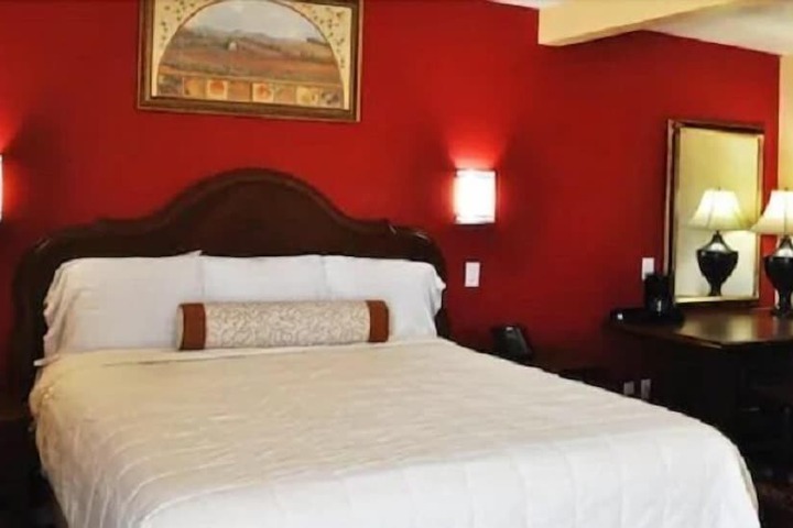 Room 14 of 23