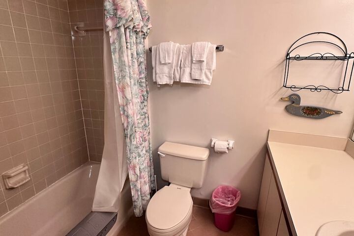 Room 34 of 44