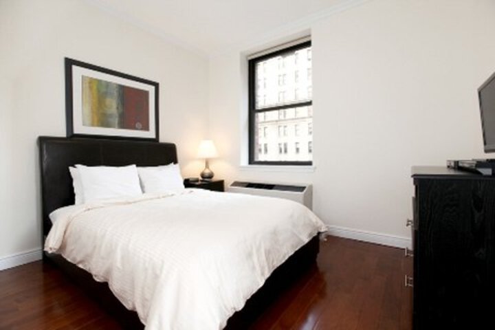 Room 27 of 30
