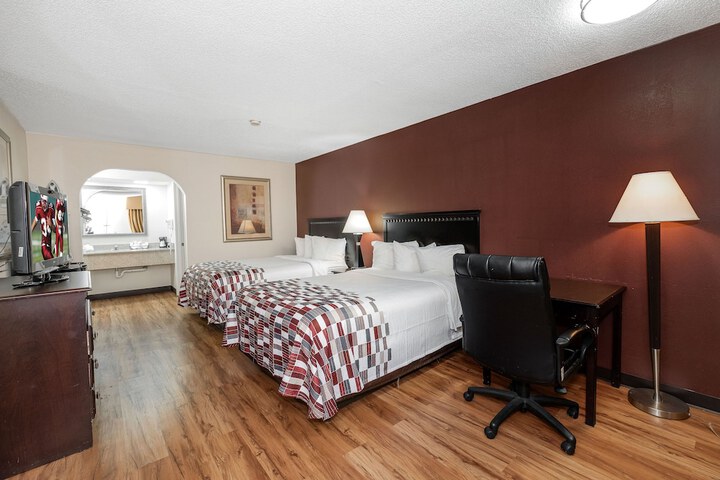 Room 16 of 27