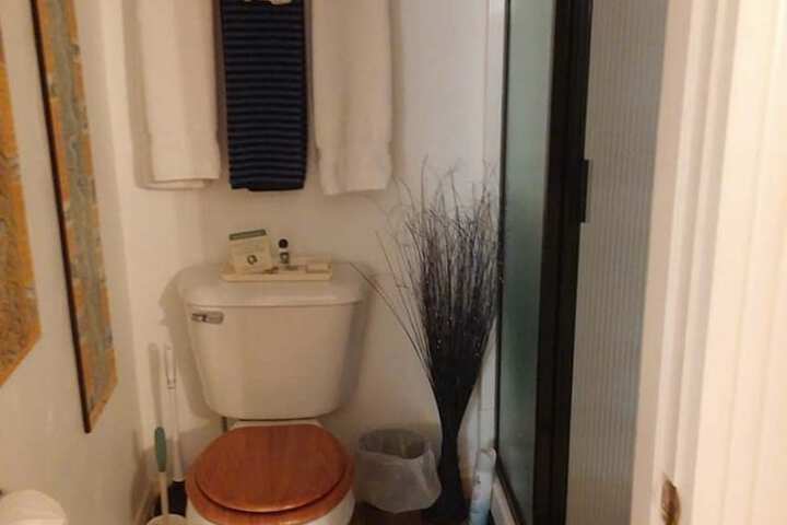 Room 32 of 39
