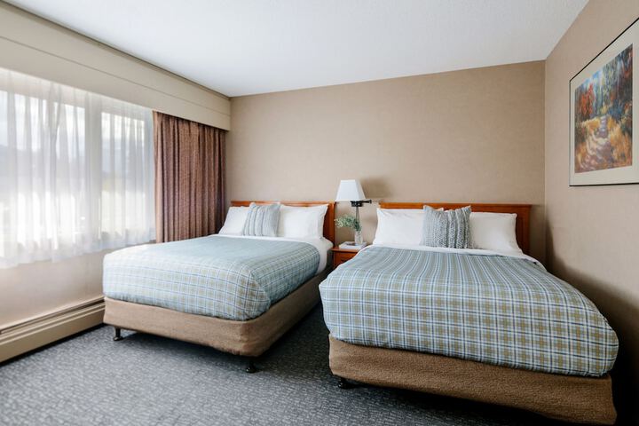 Room 13 of 16
