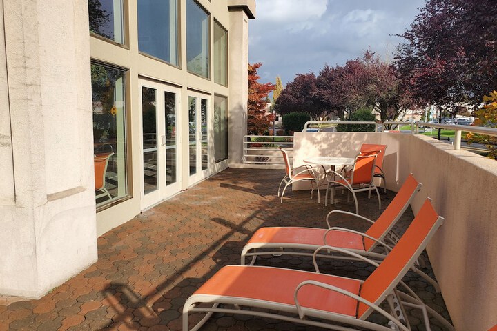 Terrace/Patio 54 of 57