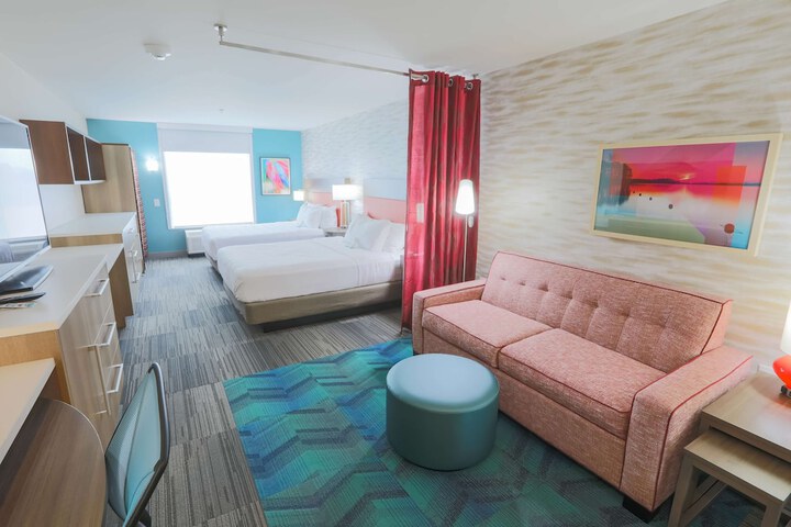 Room 46 of 83