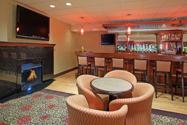 Lounge 39 of 40