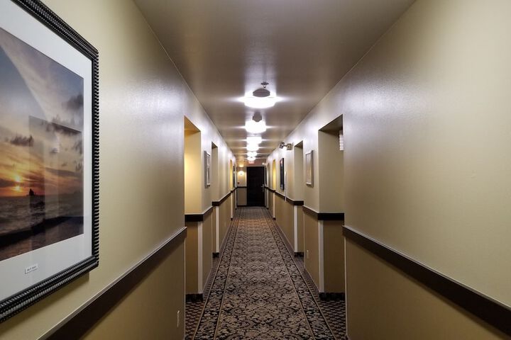 The Dew Drop Inn Motel