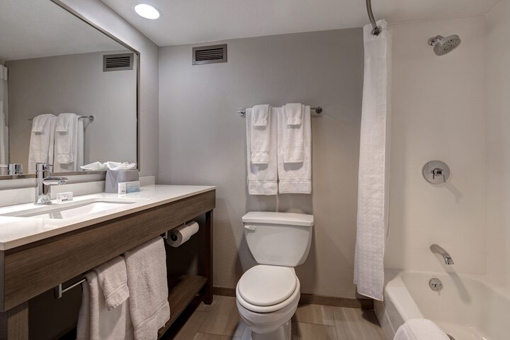 Room 14 of 63