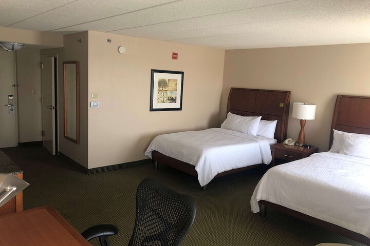 Hilton Garden Inn Addison