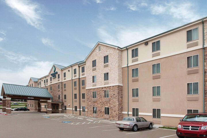 Hotel 4 of 33