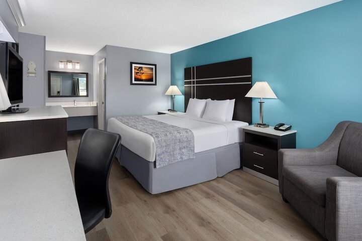 Room 36 of 54
