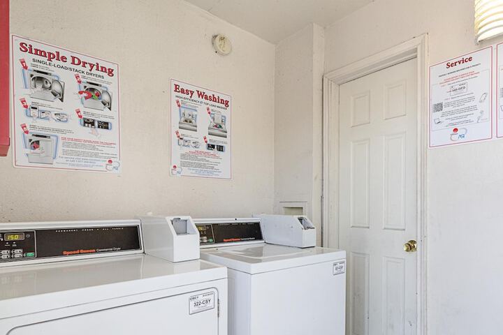 Laundry 47 of 52