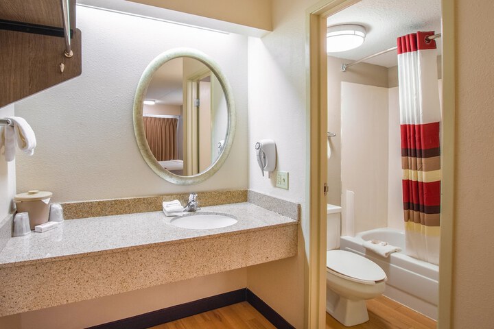 Room 5 of 22
