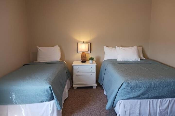 Room 53 of 63