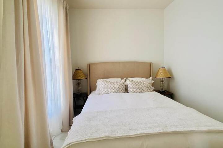 Room 48 of 113