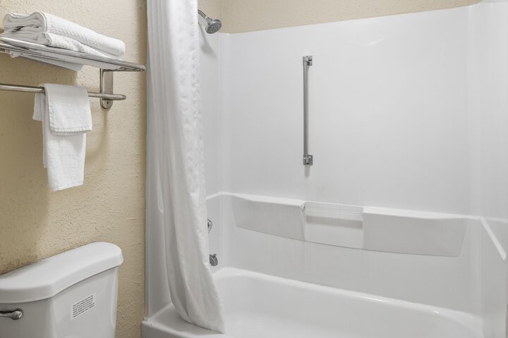 Room 15 of 25