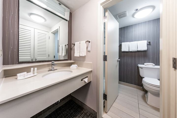 Room 21 of 45
