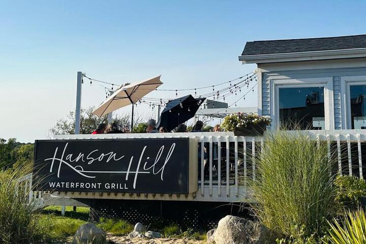 Peninsula Point Cozy Lakefront Condo 1BR 1BA