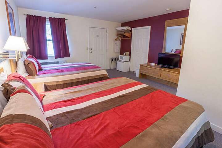 Room 25 of 37
