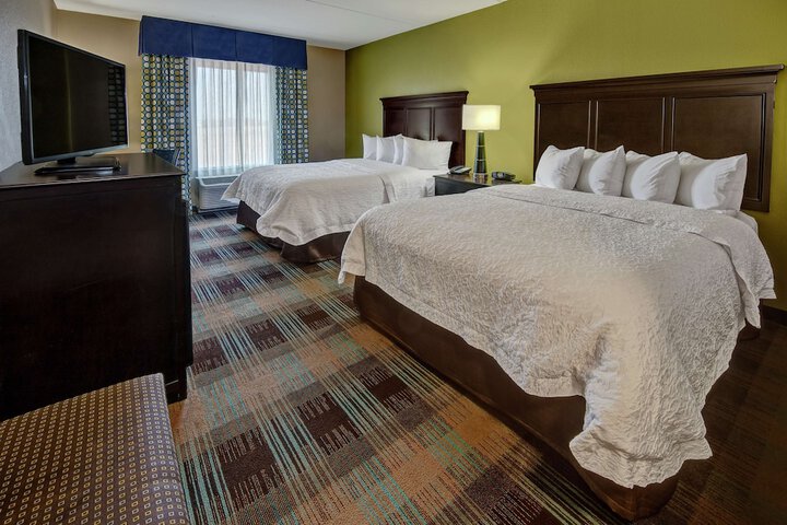Room 34 of 48