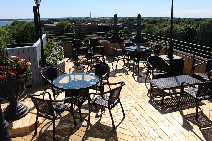 Terrace/Patio 57 of 62