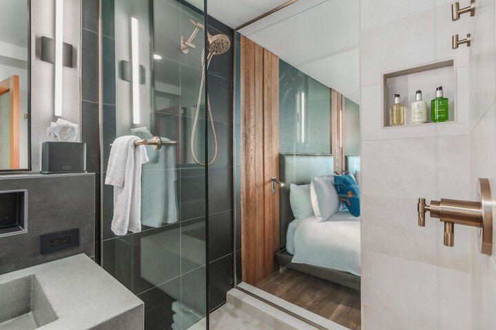 Headlands Coastal Lodge & Spa