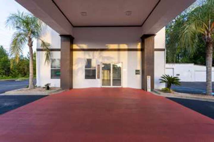 Hotel 11 of 156