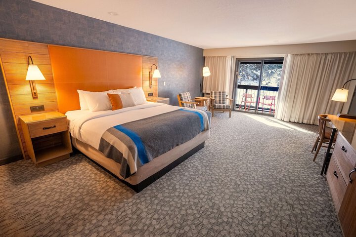Riverhouse Lodge