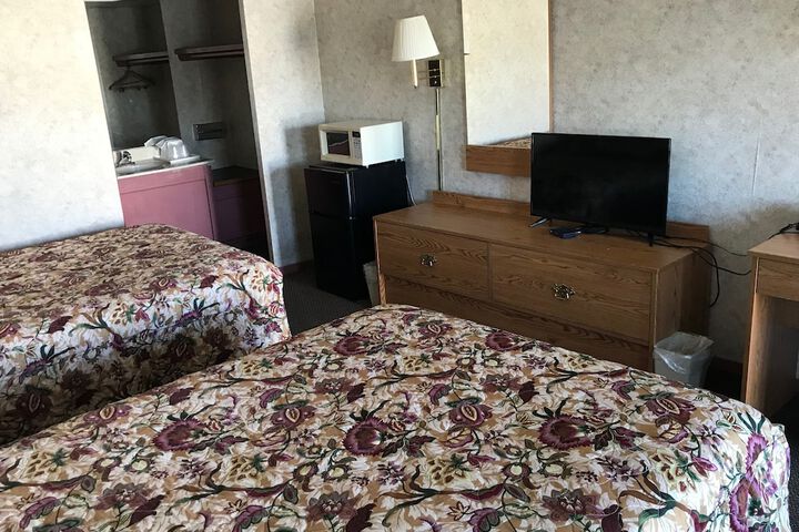 Room 11 of 15