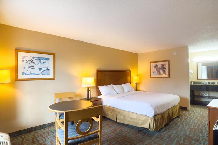 Travelodge by Wyndham Harriman