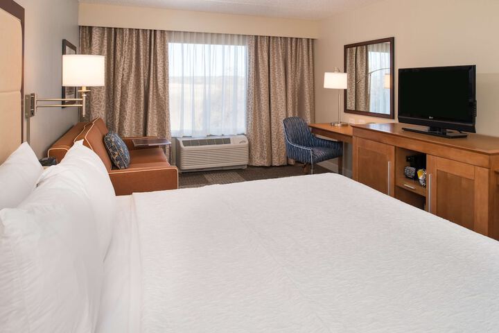 Room 15 of 52