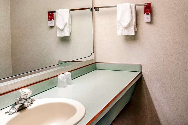 Econo Lodge Southeast
