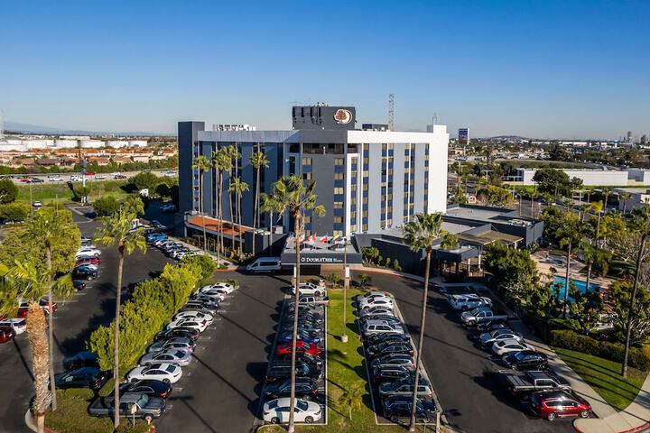 DoubleTree by Hilton Carson