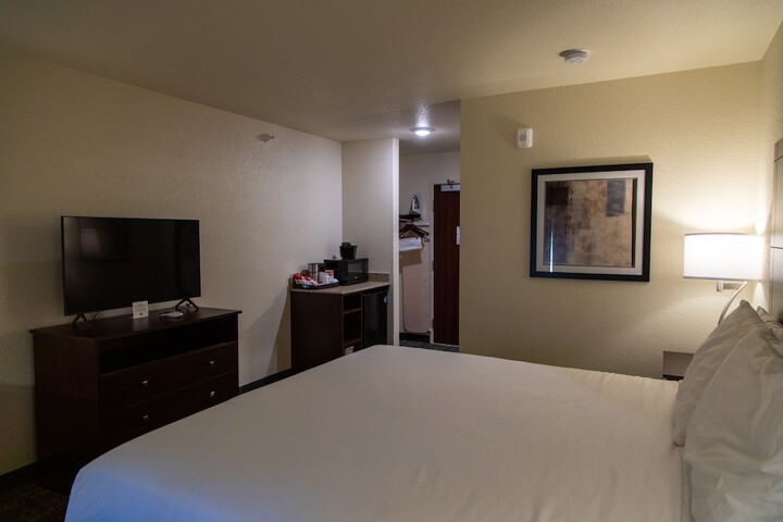 Room 20 of 48