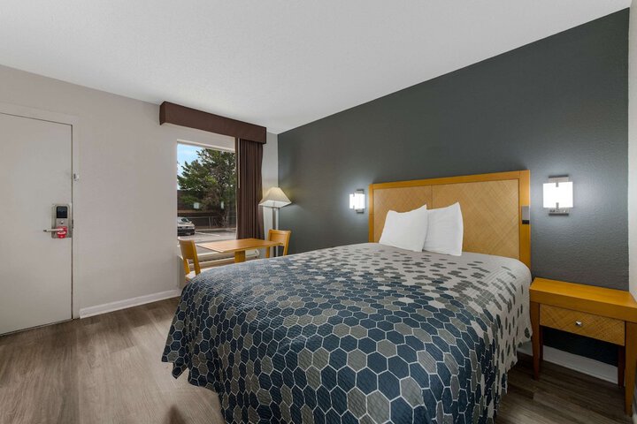 Econo Lodge Cheraw Market Street