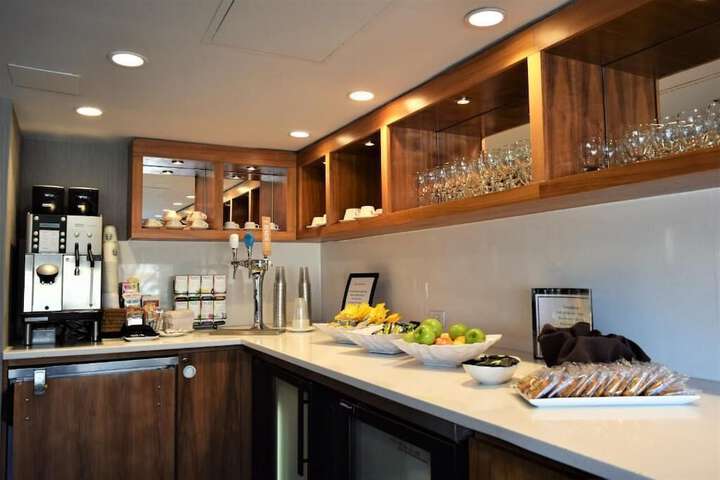Delta Hotels by Marriott Calgary South