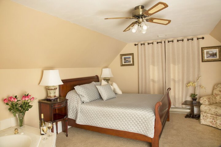 Room 43 of 81