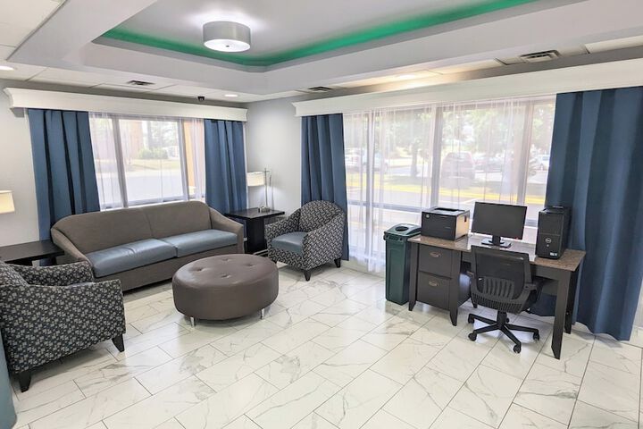 Hotel Interior 10 of 28
