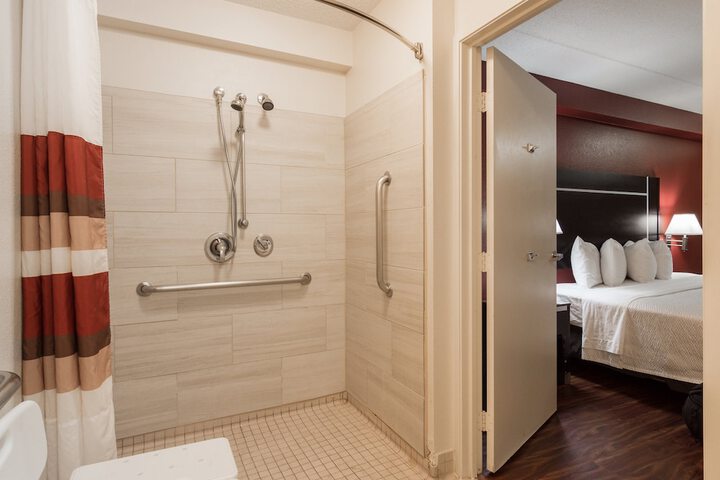 Room 14 of 31