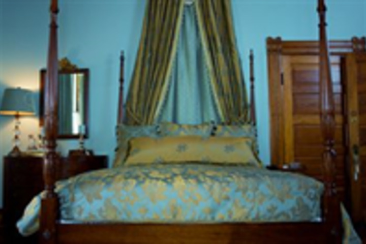 ROSEMARY INN BED & BREAKFAST