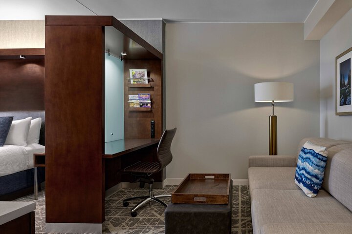 Room 9 of 44