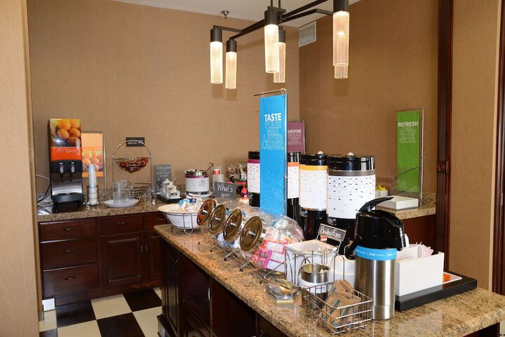 Breakfast/Coffee Service 33 of 35