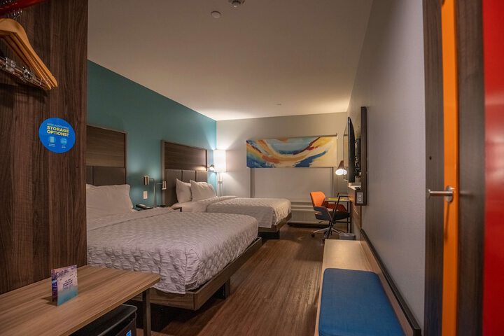 Room 19 of 44