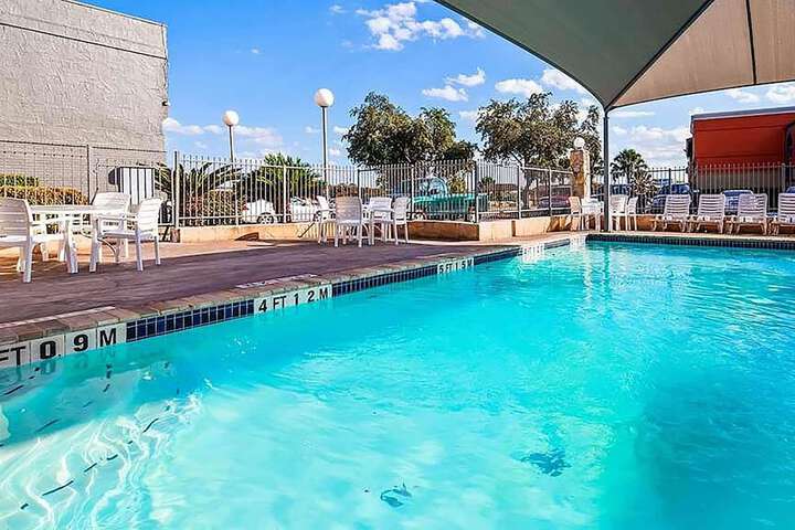 Pool 3 of 44