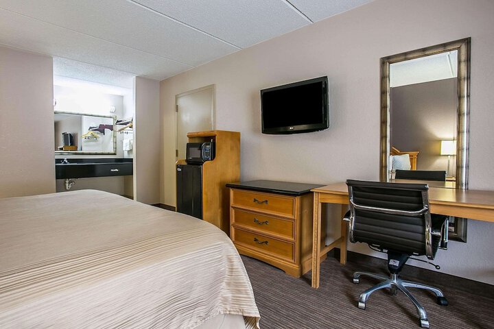 Room 19 of 31