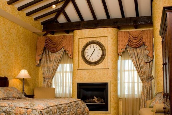 Room 33 of 55