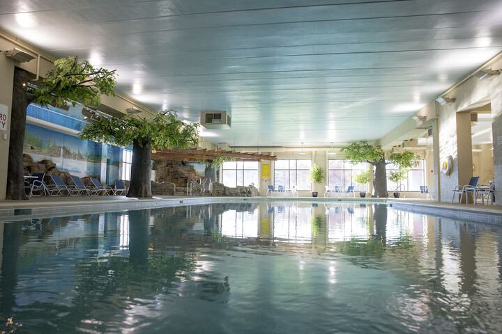 Pool 4 of 24