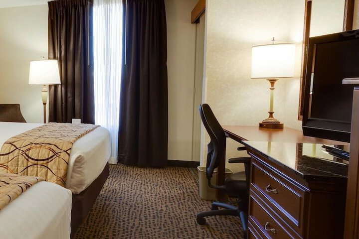 Room 6 of 21