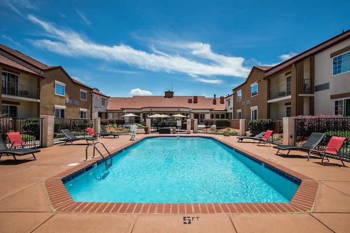 Pool 7 of 54