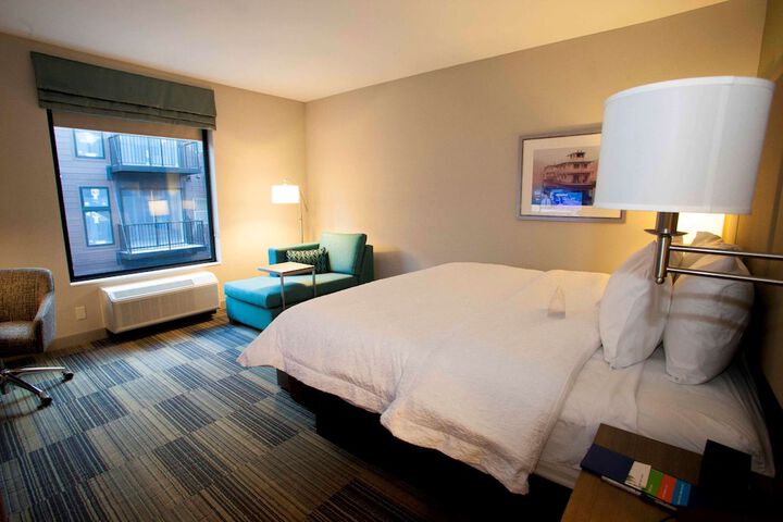 Room 42 of 81