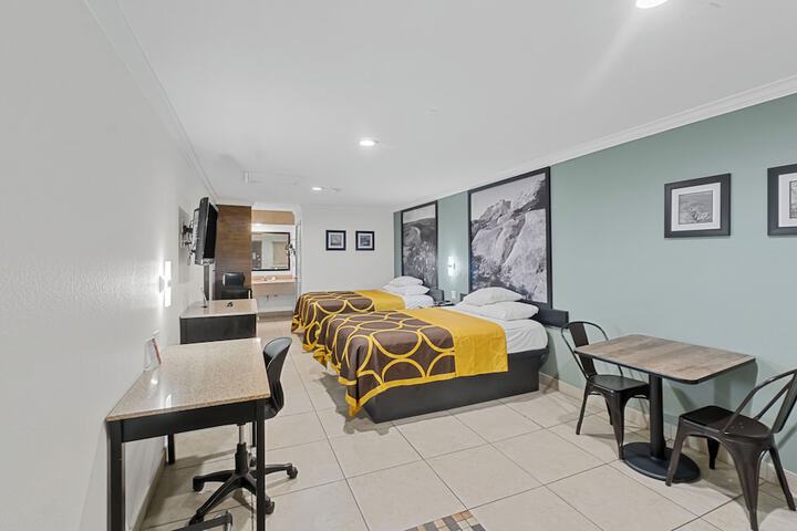 Room 19 of 54